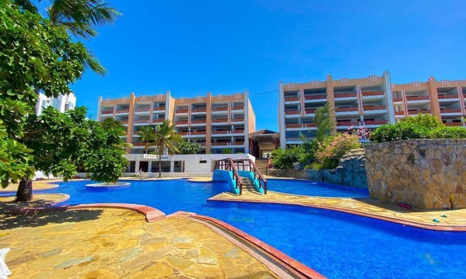 Bamburi Appartement | 2-bedroom apartment in charming Mombasa with fitness room, WiFi, AC