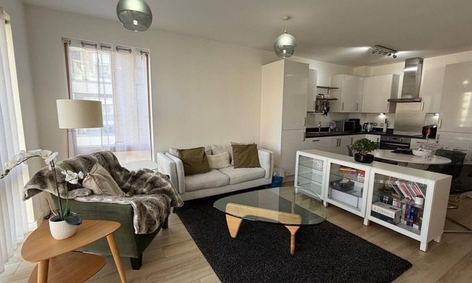 Haselbury Appartement | 2-bedroom apartment near Canning Town Station E16 1GW London