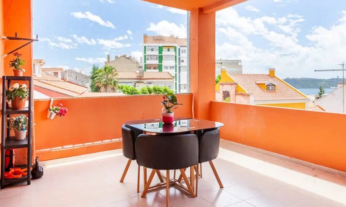 Linda-a-Velha Appartement | Appartement de 2 chambres avec magnifiques vues du Tage