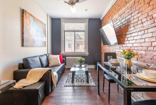 Central Hamilton Appartement | 2 Bedroom Apt Near Downtown - King Bed Netflix