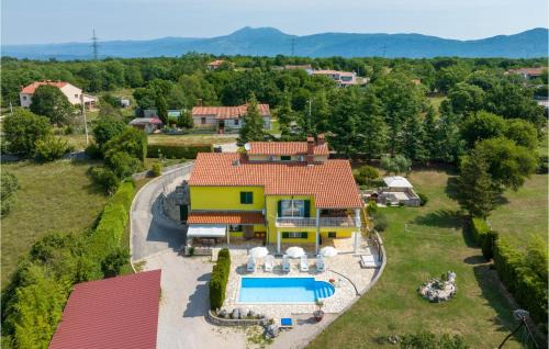 Nedescina Maison | 2 Bedroom Awesome Apartment In Labin