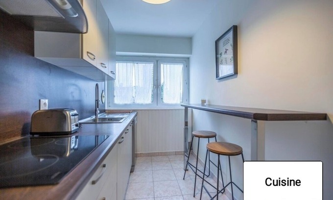 Chevilly-Larue Lit Et Petit-Déjeuner | Vrbo Property