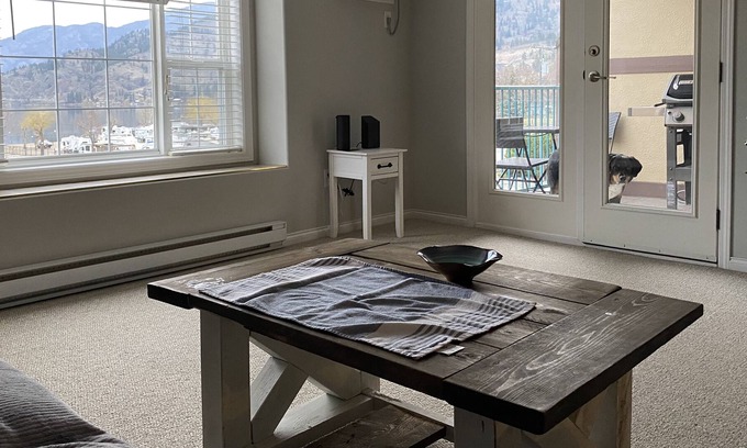 Okanagan-Similkameen Copropriété | 2 bedroom condo on Skaha lake 10 mins to Penticton