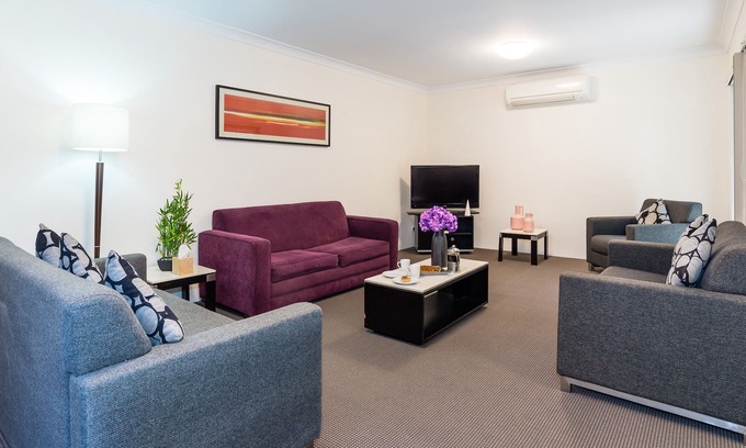 Eastwood Appartement | Hébergement en meublé exécutif de 2 chambres