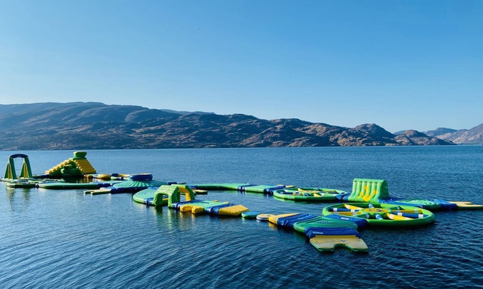 Central Okanagan Maison | 2 bedroom furnished suite with amazing views