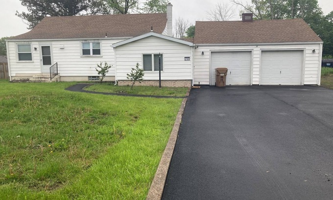 Grand Island Maison | 2-bedroom house in beautiful Grand Island! 4 miles from Niagara Falls!