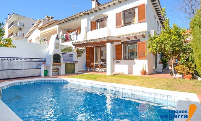 El Roc de Sant Gaieta Appartement | Maison de 2 chambres avec piscine privée, barbecue et AA / CC