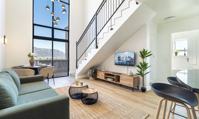Century City Appartement | 2 Bedroom, Mountain View Penthouse, Century City