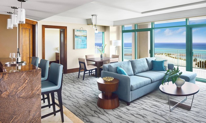 Paradise Island Station Balnéaire | 2 Bedroom Suite Topaz - 2 King bed, Max Occupancy 8 Guests