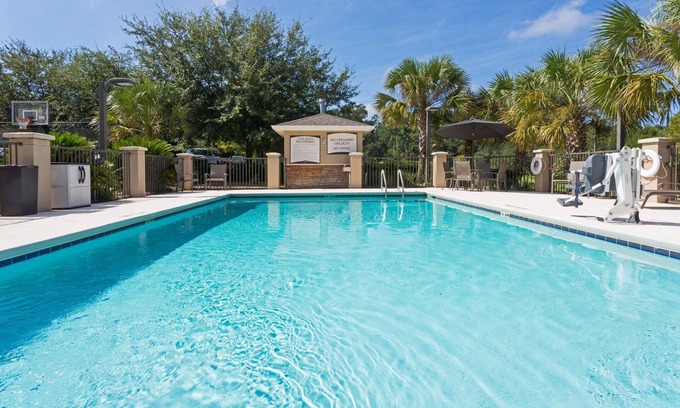 Tallahassee Copropriété | 2 Bedroom Suite in Tallahassee! Free Breakfast + On-Site Business Center