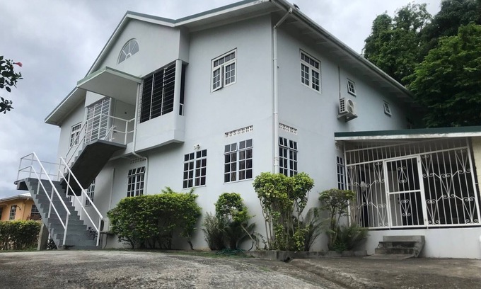 Castries Appartement | 2 Bedroom Suite -Residential area, easy access to everywhere! Homeaway from Home