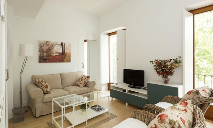 San Bernardo Appartement | Jardins Murillo. 2 chambres à coucher, 2 salles de bain