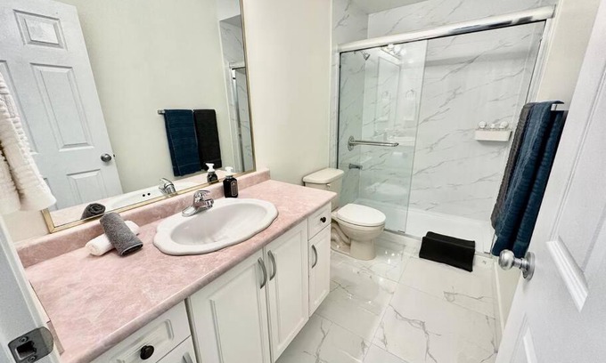 Vancouver South Appartement | 2 Bedrooms basement Suite Vancouver/self check in