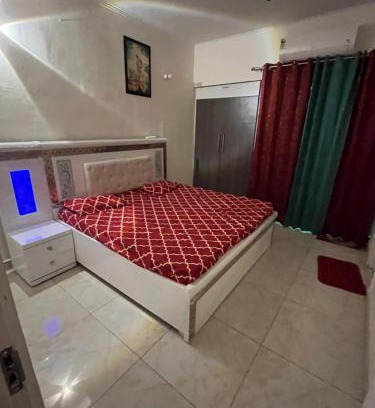 Ghaziabad Appartement | 2 BHK fully furnished guest apartment - ghaziabad
