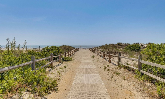 North End Copropriété | 2 Blocks to Beach Access: Ocean City Adventure!