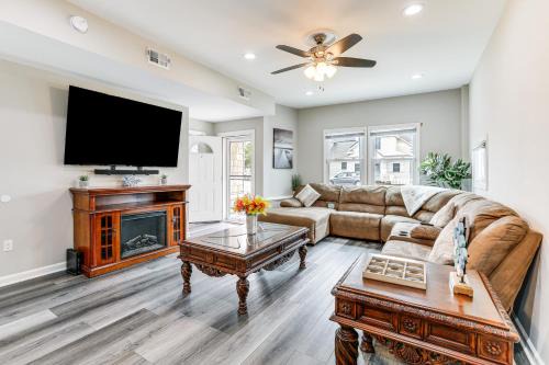 Ocean Gate Appartement | 2 Blocks to Beach Apt with Grill in Ocean Gate!