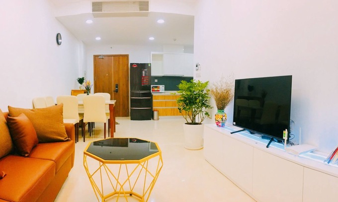 District 7 Maison | 2 BR 2 BA 5 SOMMEIL BALCON PISCINE Centre-ville vivant SaiGon