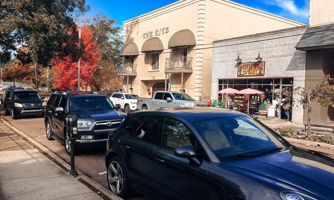Oxford Appartement | 2 BR / 2 BA UNIT! WALKING DISTANCE FROM SQUARE AND CAMPUS!!