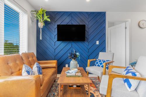 Niagara Falls Appartement | 2 BR at 17 Mins Walk to Falls,Patio,BBQ and Outdoor Space
