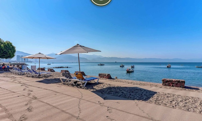 Isla Iguana Appartement | 2 BR Condo in Hotel - Beach - Pools - Kids Club