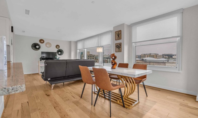 Chinatown Appartement | 2 BR Fully Furnished Apartment at Penn Quarters - Surrounded by Best Restaurants