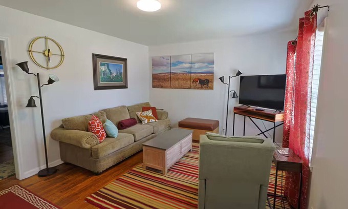 Sugar House Maison | 2 BR Up to date, heart of Sugar House