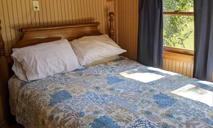 Wakefield Cabine | 2 Camps on Great East Lake