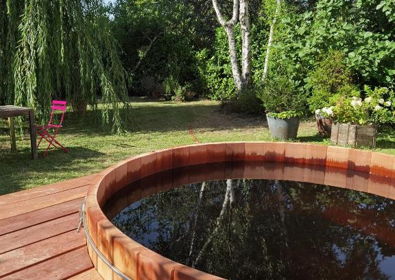 Noisy-le-Roi Maison | 2 chambres avec jardin et jacuzzi dans une maison familiale