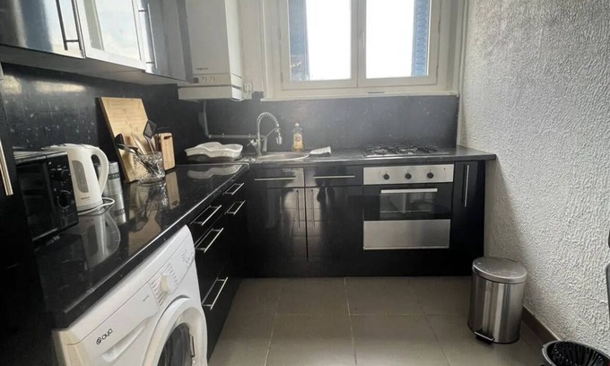 Besancon Appartement | 2 Chambres & Parking