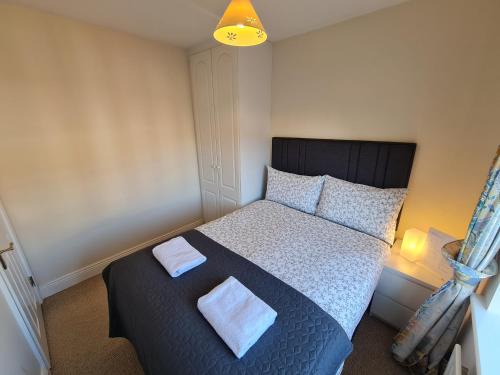 Tyrrelstown Maison | 2 Cosy Bedrooms in a 3 Bed Home