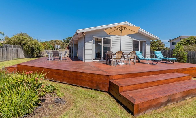 Surf Beach Maison | 2 Dixon St, Surf Beach