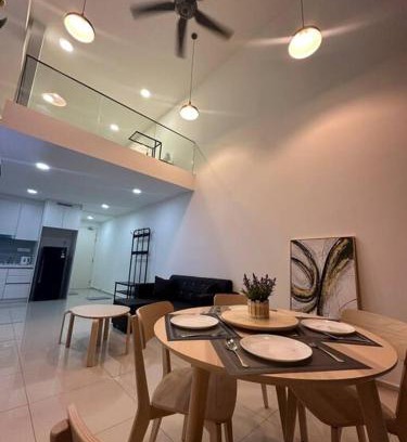 Taman Mutiara Appartement | 2 Guest Duplex City Center Eko Cheras Mall Kuala Lumpur Pavilion Bukit Bintang KLCC Petaling Street Central Market National Zoo Batu Caves Merdeka Square