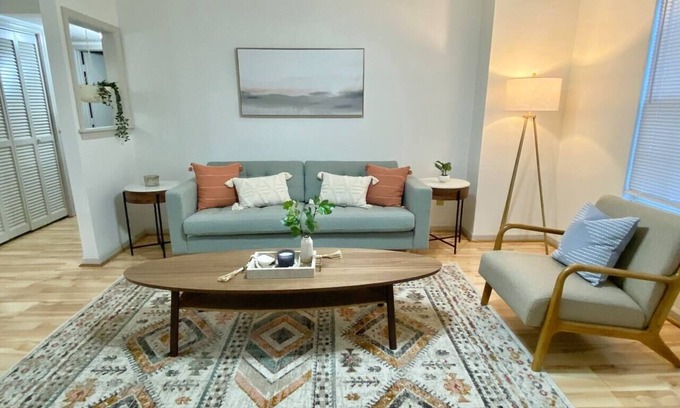 North Camellia Acres Appartement | 2 King Beds + quiet + ground floor