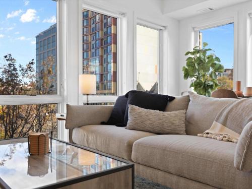 Truxton Circle Appartement | 2-Level 2BR & Terrace - Near Metro & Union Market