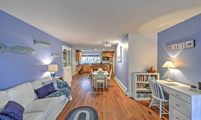 Buzzards Bay Appartement | Appartement spacieux Bourne près de Monument Beach!