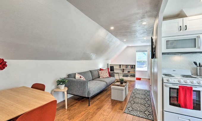Baker Appartement | 2 Mi to Downtown Denver Chic Apartment!