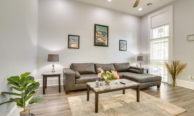 Esplanade Ridge Maison | 2 Mi to French Quarter Walkable NOLA Home