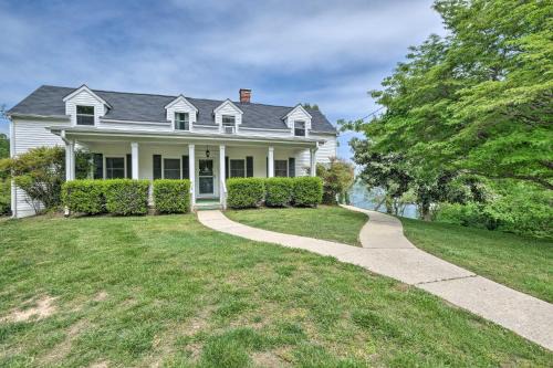 California Maison | 2 Mi to Lighthouse Waterfront Home with Dock!