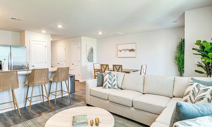Surfside Beach Maison | 2 Mi to Shore: Newly Built Surfside Beach Gem