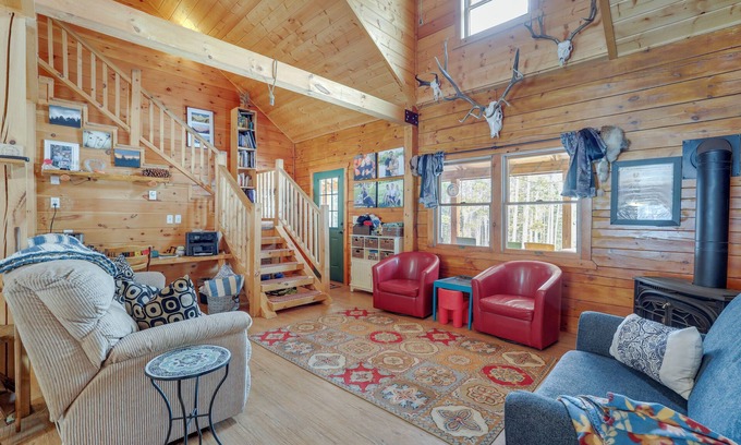 Casper Mountain Cabine | 2 Mi to Skiing: Casper Cabin w/ Mtn Views!
