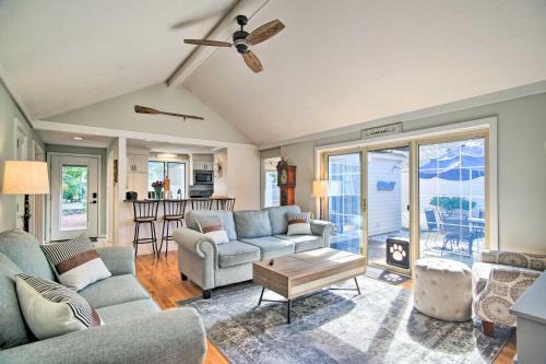 Mews Village Maison | 2 Mi to South Cape Beach State Park Home with Yard!