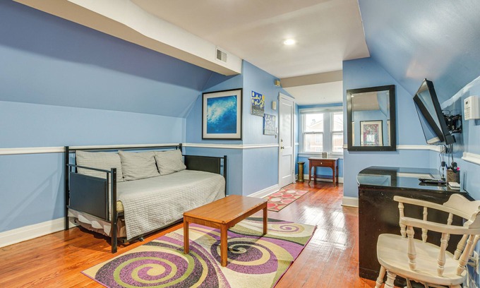 Washington Park Appartement | < 2 Mi to UChicago: Apt Near Bus Stops!