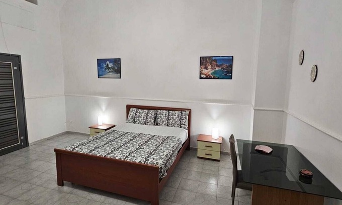 Torre Annunziata Appartement | 2 minutes from the Train .Apartment great for families and groups