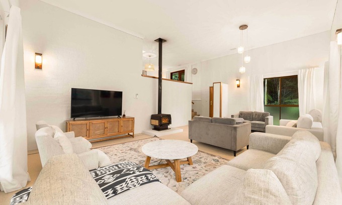 Springbrook Maison | 2 Minutes Walk to Waterfall.