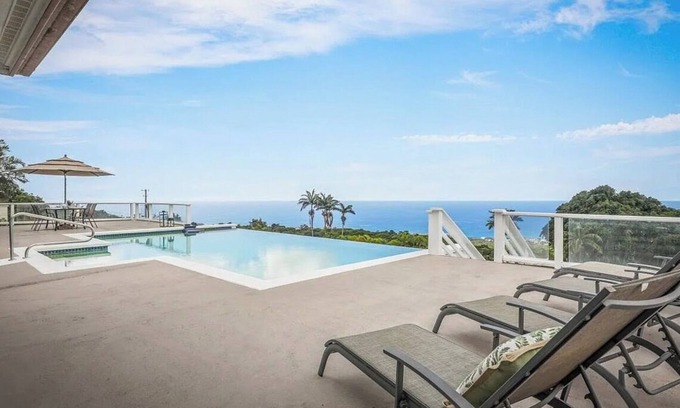 Holualoa Maison | 2 Oceanview Luxury Suites+ pool and Jacuzzi