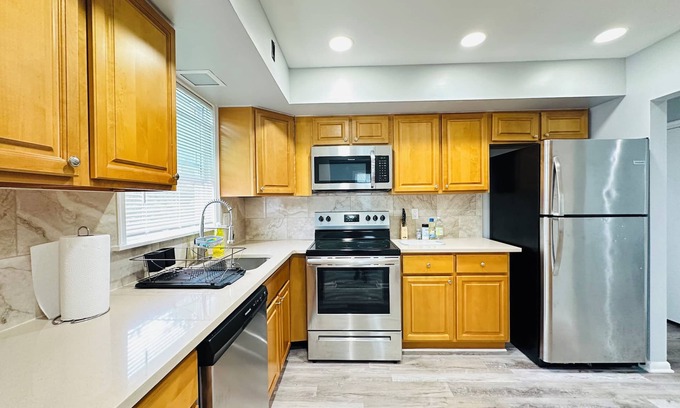 Egg Harbor Township Maison | 2 Queen Bed Room , Pet allowed , Crib , Egg Harbor township
