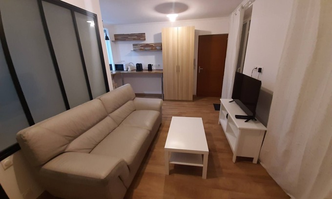 Rambouillet Appartement | Appartement 2 pièces, proche RER, Bus et chateau