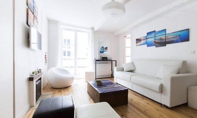 5th Arrondissement Appartement | 2 Pièces Design haut de gamme coeur Quartier Latin -