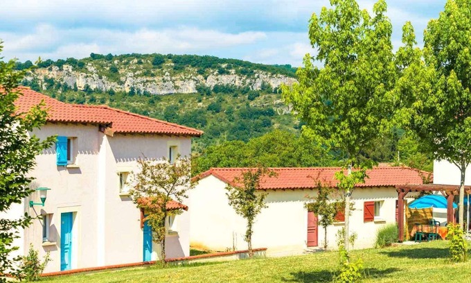 Cajarc Maison | Maisonnette 2 pièces en duplex ou PMR dans résidence avec piscine - (Cajarc/Lot)