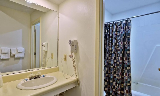 West Bridgewater Appartement | 2 Room Studio 10 minutes from Killington